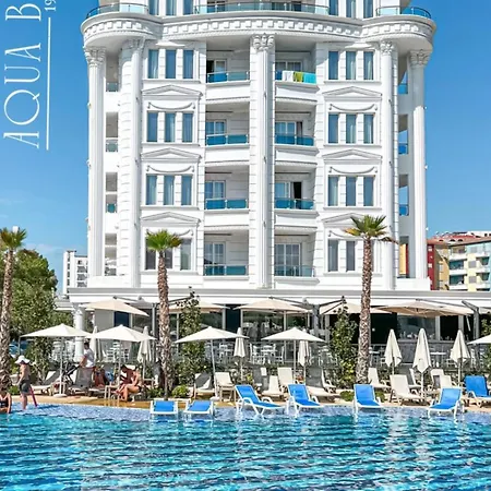 Fafa Aqua Blue Hotel