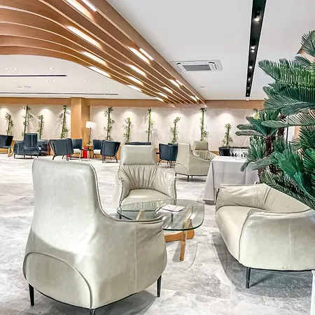 Fafa Aqua Blue Hotel