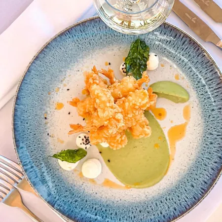 Fafa Aqua Blue Hotel *