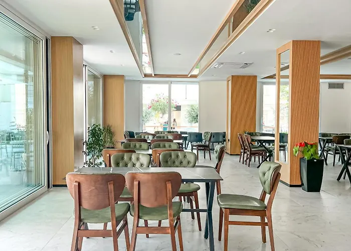 Fafa Aqua Blue Hotell