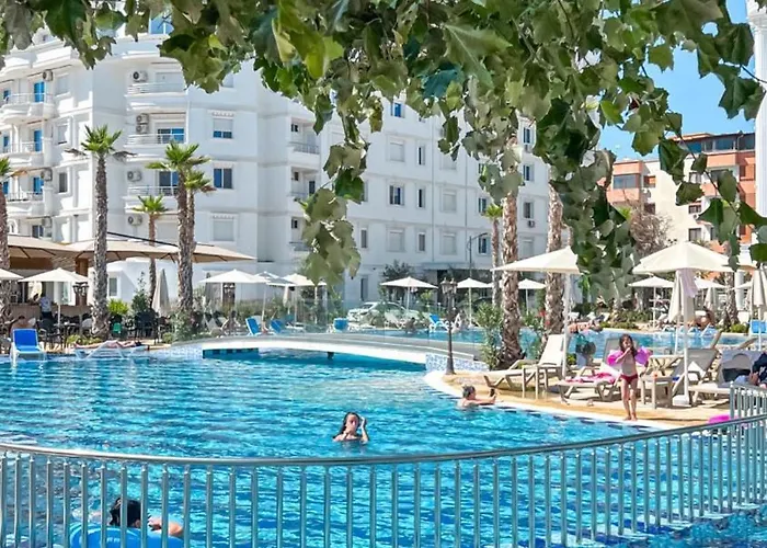 Hotell Fafa Aqua Blue Golem (Tirana)
